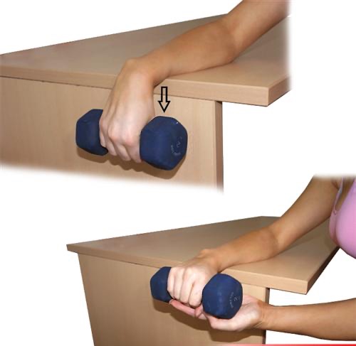 Eccentric wrist extension with dumbbell